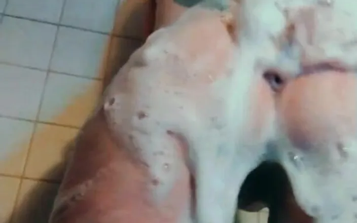 YourSexyRabbit: Yoursexyrabbit's Big Ass Shower Tease