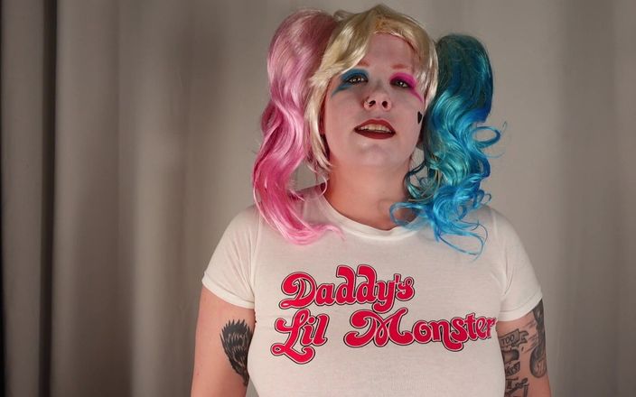 Deanna Deadly: Harley Quinn ti usekne mužství