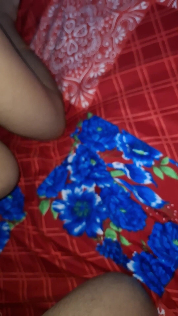 horneySonu: Sonu Šukání zezadu s vibrátorem