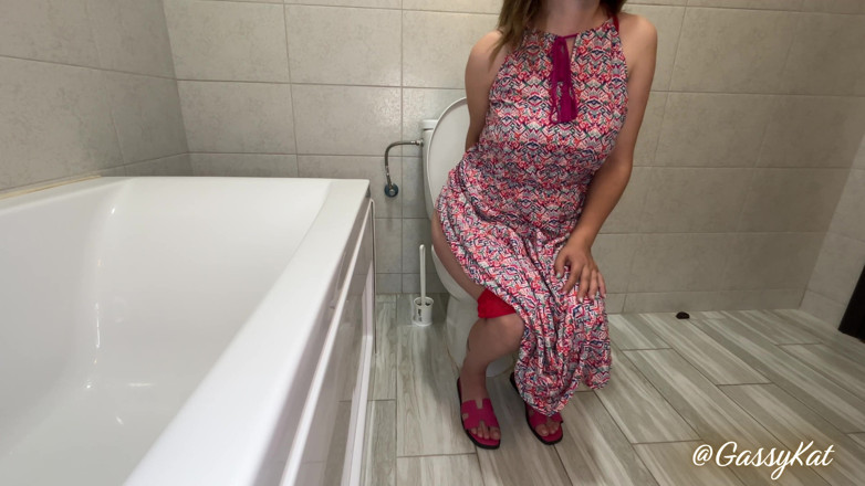 GassyKat: The Daily Toilet Episode 18