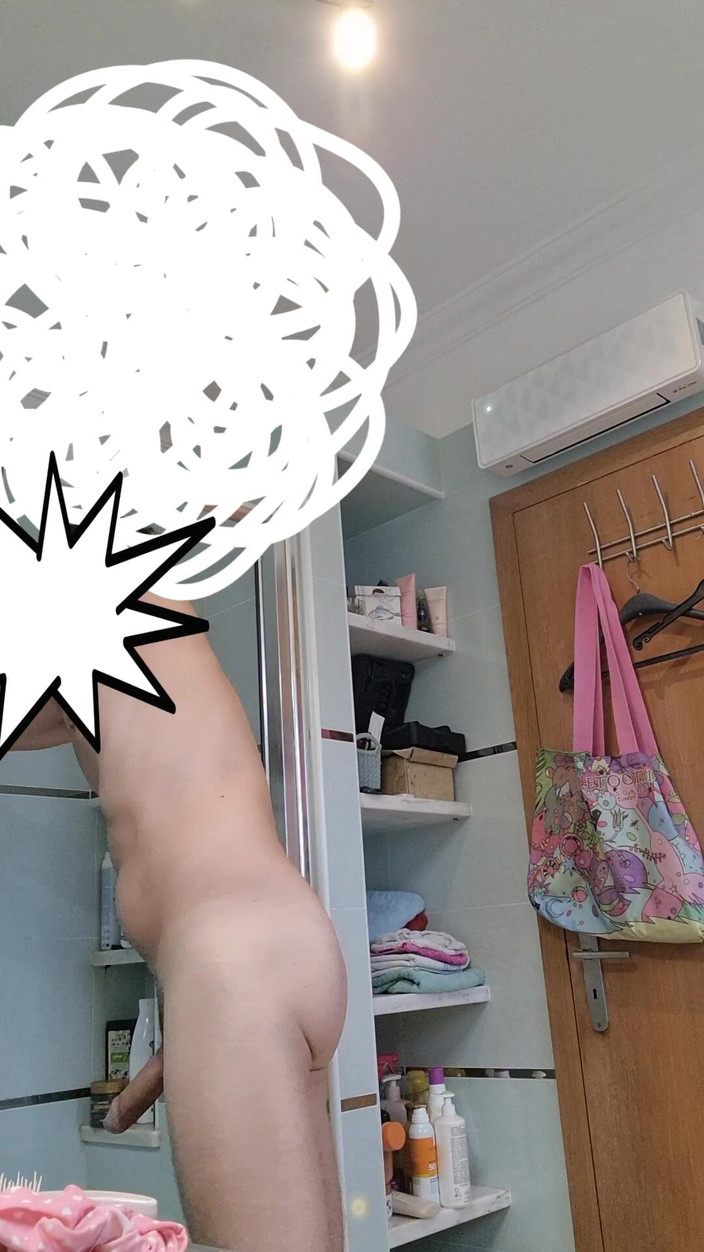 Rafael Torreano: Assista-me Em Uma Manhã Nua Ficando Com Tesão, Masturbando E...