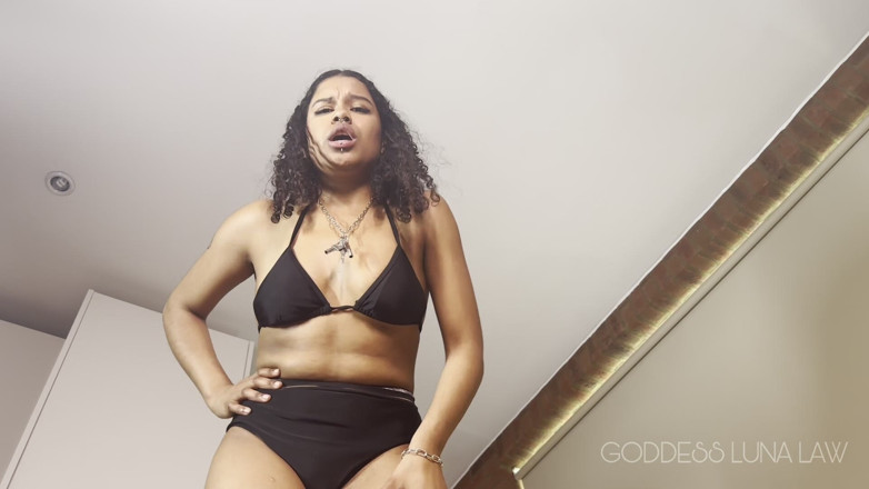 Goddess Luna Law: Sudut pandangan pertama penderaan telur - Femdom eboni