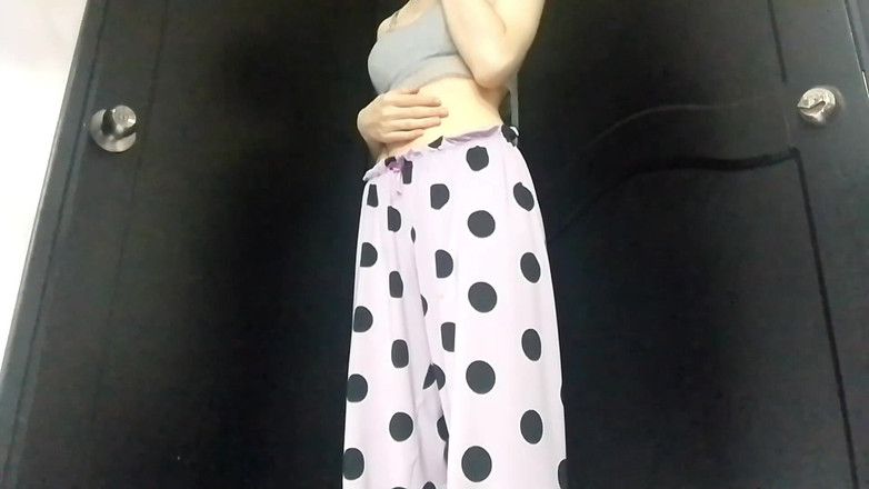 SultryStyles: 서서 앉는 걸 좋아해, 마누라 안에 질싸 당해