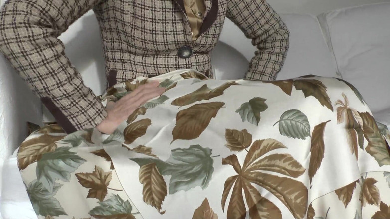 Lady Victoria Valente: Výstřik na mém hedvábném šátku, Lady Victoria Valente