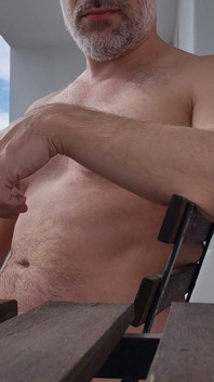 새아빠와 함께하는 발 페티쉬
