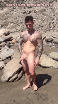 Gay with Big Cock, Exhibition Inthe Public Beach