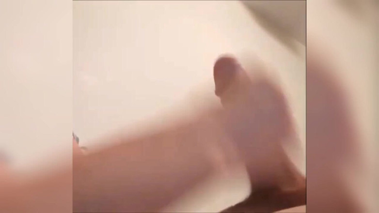 Chicomalvado: Después de un buen baño, una pajita rica en video...