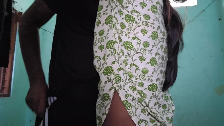 SafeRosebush8: 操和抚摸我的女朋友的胸部