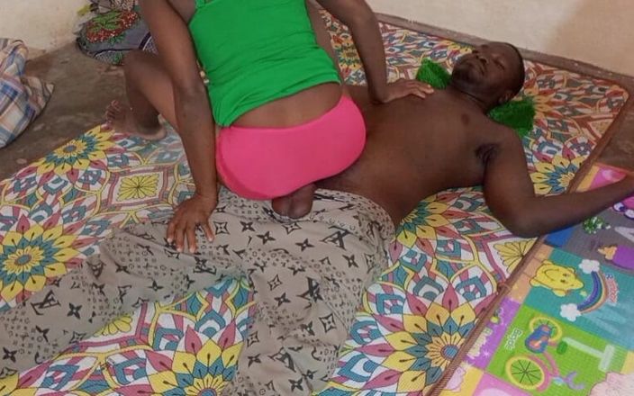 Pornsexlive: My Landlord Fucks My Wife