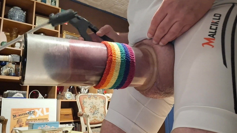 Monster_Meat_: 펌프!! 매우 큰 음경