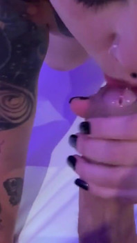 Sua Grande Bunda Tatuada Me Faz Gozar Horrores