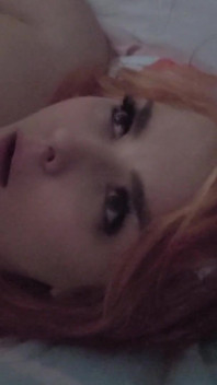 오르가즘에 따먹히는 내 머리와 손가락에 정액