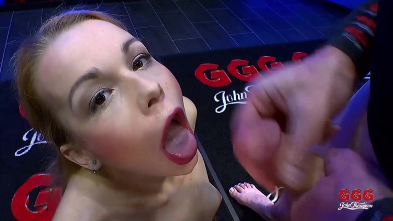 GGG John Thompson Studio: Ggg John Thompson, Giovane, Bionda, Magro E Desideroso Di Seme