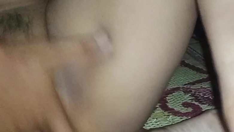 Citra: Moje nevlastní matka-tchyně k orgasmu stříká