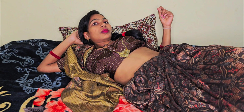 Kavend91: khali ke larke ne mujhe bahut pyar aur majedaar hindi...