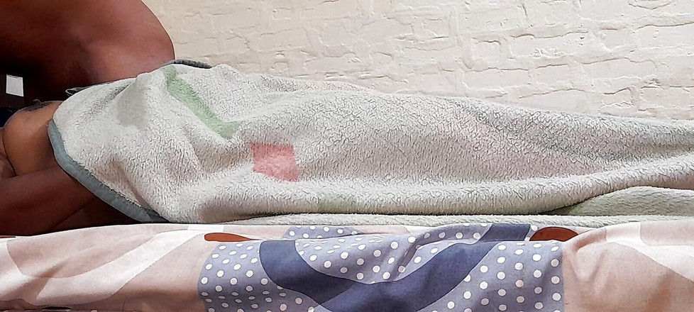 Hottcuple: हिंदी सेक्सी वीडियो देसी आंटी हार्डकोर लंड चूस रही है