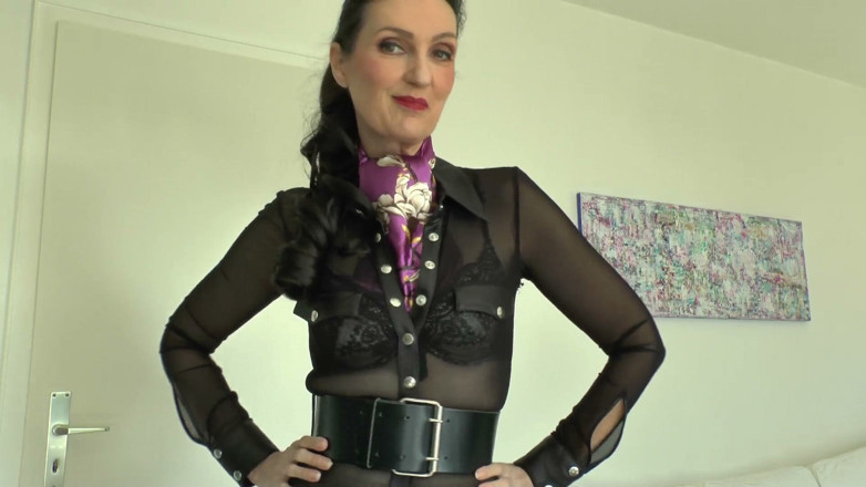 Lady Victoria Valente: Styling o ejaculare satin stil Ascot - partea 1