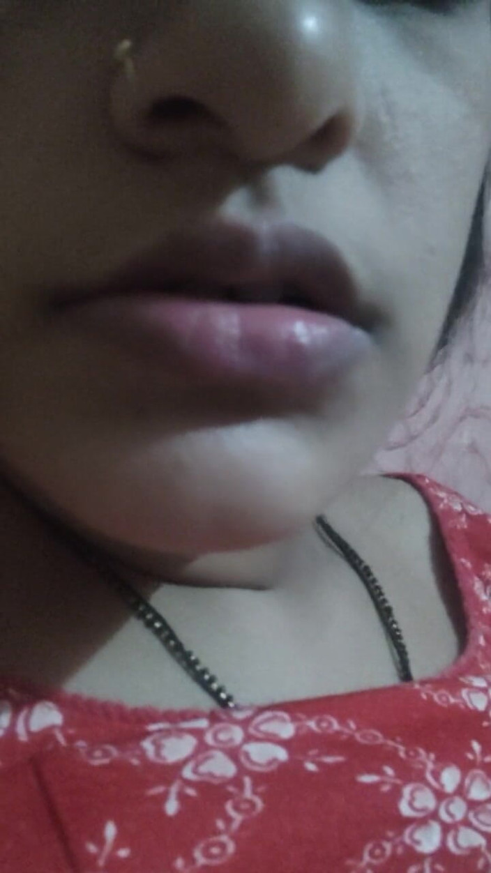 Dr_doom21: Laat het sappige poesje van Bhabhiji, geile Bhabhi, hete Bhabhi...