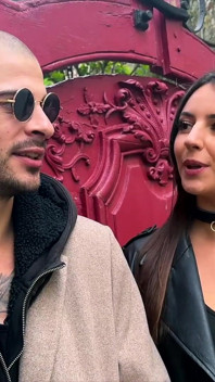 Vénus, nana sexy, adore se faire baiser toute la journée