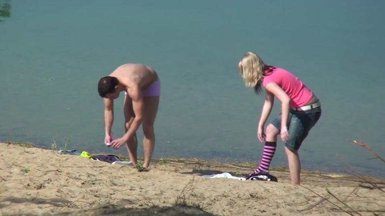 Out Sexxx: Amateur couple fucks on the beach sure about not be...