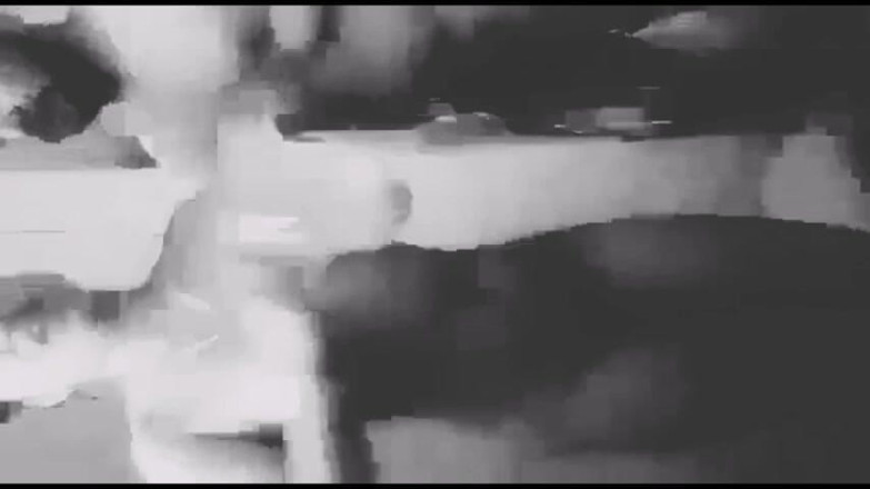 Rishi: 화장실에서 내 시누이를 빨게 만든 다음 서있는 동안 그녀의 엉덩이를 따먹어