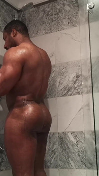 Berlin Hotel Shower....
