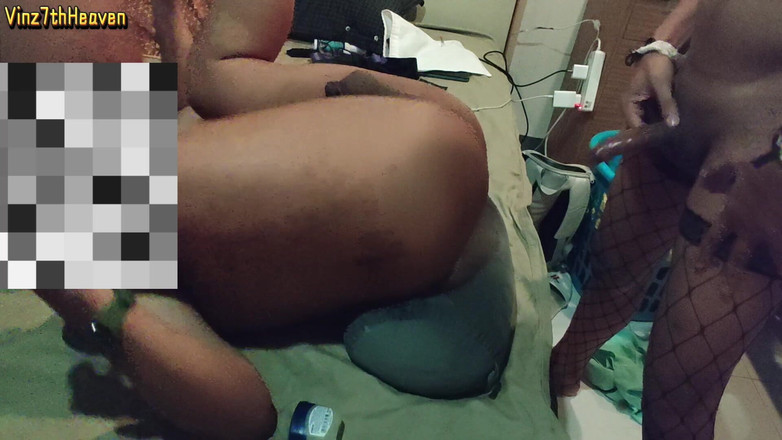 VinzSkyHigh: Hög och torr tills Shemale knullar och kommer inuti