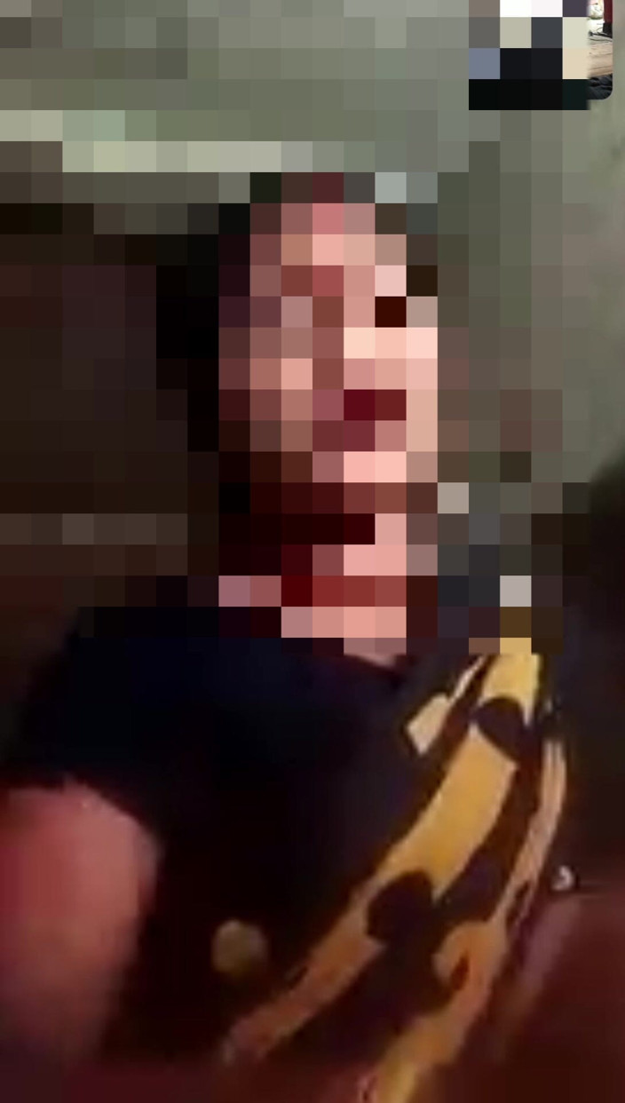 AkashKumar: Desi Bhabhi Panggilan Video Pe Apne Lover Ko Gand Dikha...