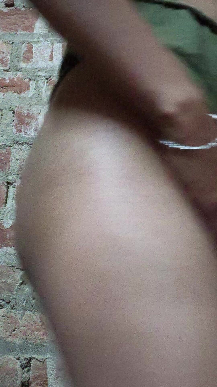 P_baby Ji: セクシービデオガール