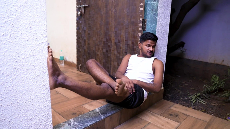 Kamasutra61: Le serviteur baise sa maîtresse quand elle rentre chez elle...