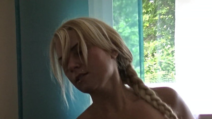 CamProMedia: German blonde newcomer Lara hot self-made
