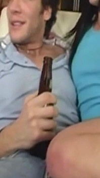 Krémem naplněné díry prosakující tlusté přetížení spermatu