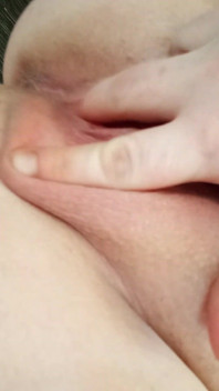 Squirting Lil Pussy