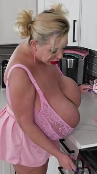 Claudia Marie in the Kitchen