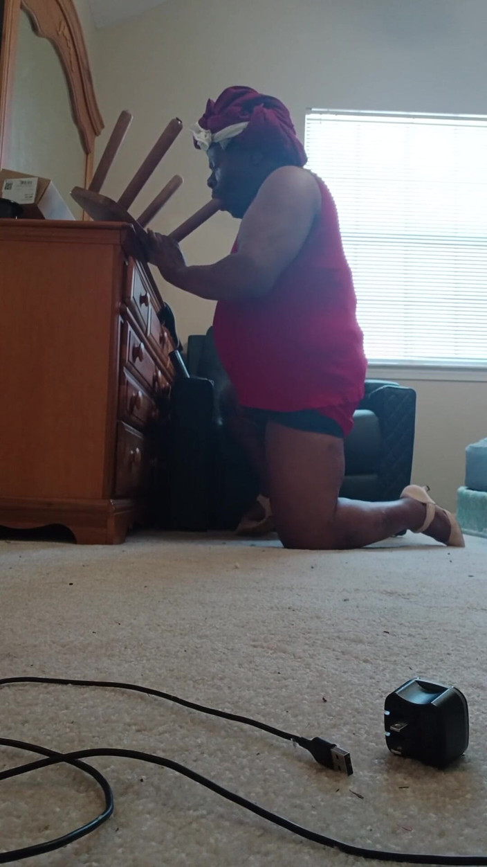 DURABLE PAPYRUS93: Kırmızı elbiseli travesti travesti crossdresser