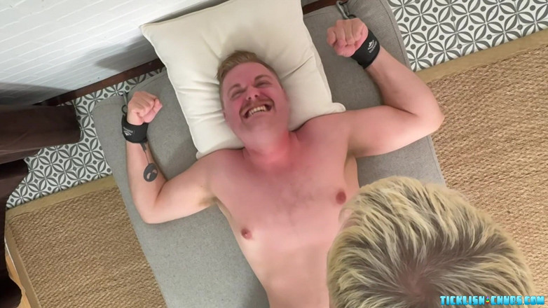 Ticklish Chubs: Bir Noel savaşı: star trek ve yıldız savaşları bölüm 1
