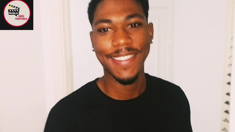 Raquel Cardoso Da Rosa: MILFが若い男性を雇って射精させる。