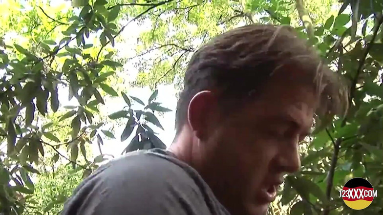 123XXX - Fucked Amateurs in Germany!: 饥渴的奶奶需要它深深插入她的阴户