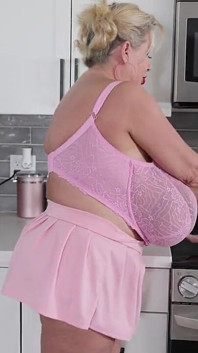 Claudia Marie in the Kitchen