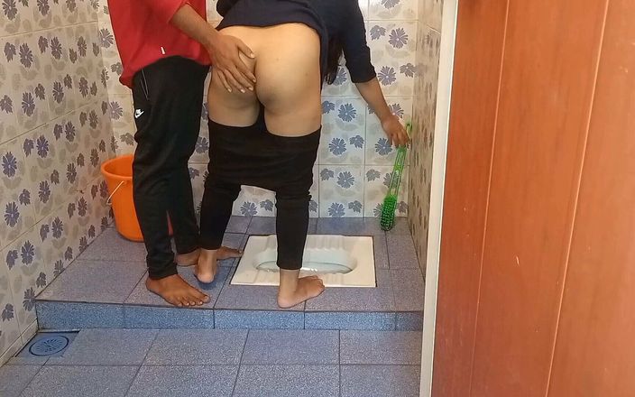 Queenrima: Держи невестку во время уборки ванной и оставь ее на свободу.