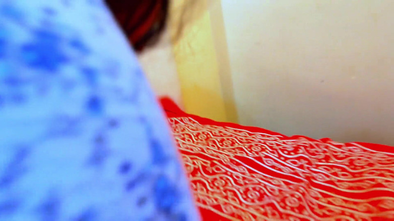 Aria Mia: Pantat bahenol pembantu muslim arab dientot habis-habisan sama pria asing...