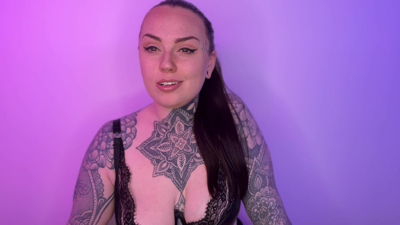 Miss Valentina: Findom 소개