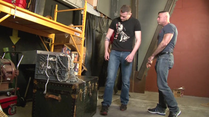 Boys boyz: Twinkbang. Mega göt sikiş partisi!