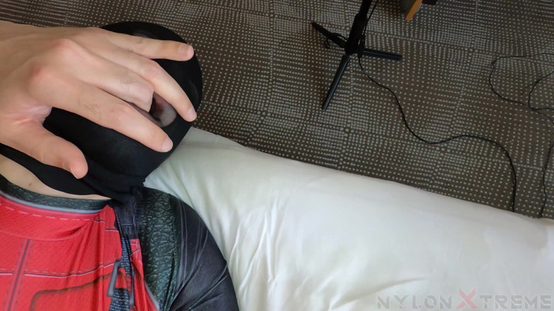 Nylon Xtreme: POV Nora Fox knull med blå strumpbyxor