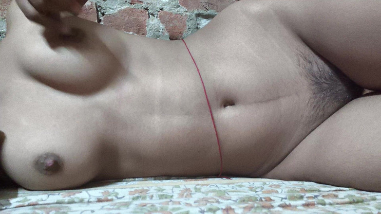 Moma: Сексуальне відео