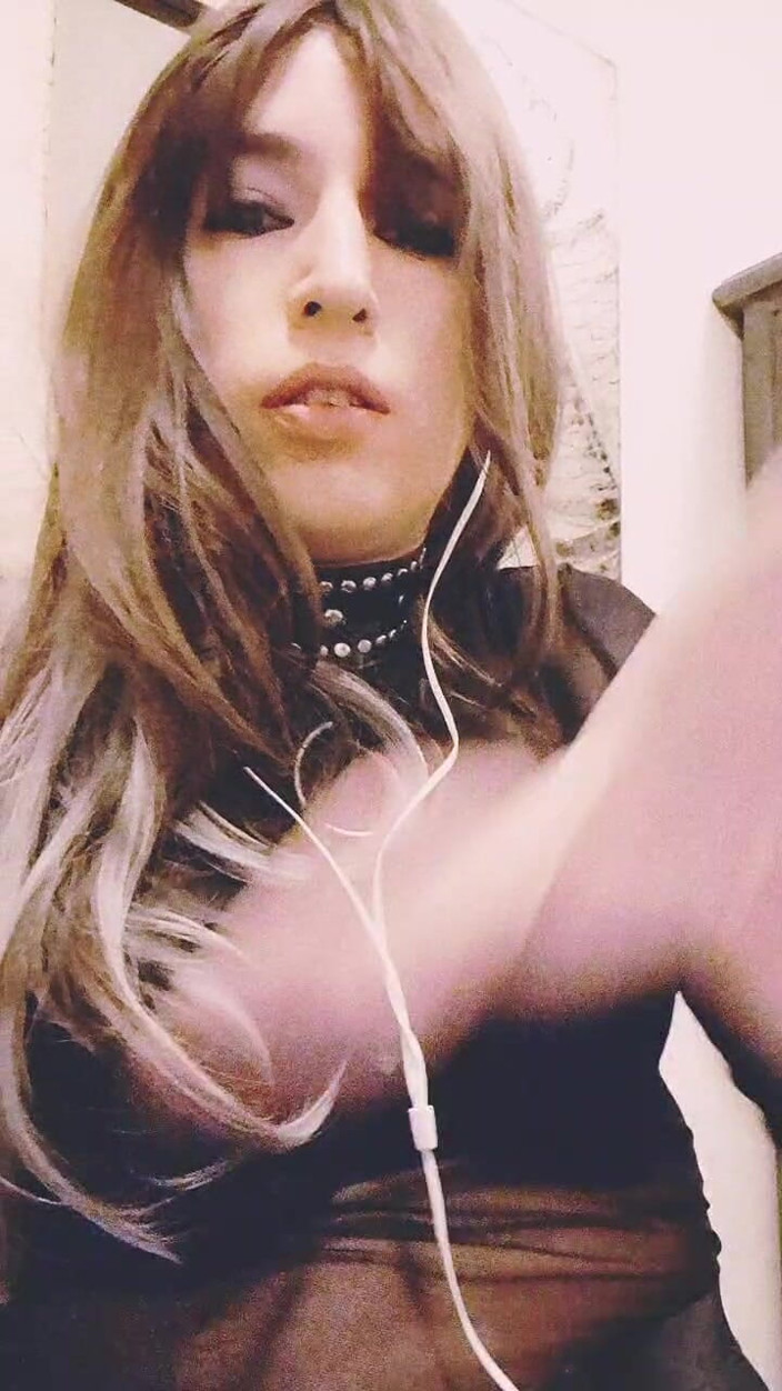 Tammy sissy slave: Tammysissy được bật khi tự quay phim 2