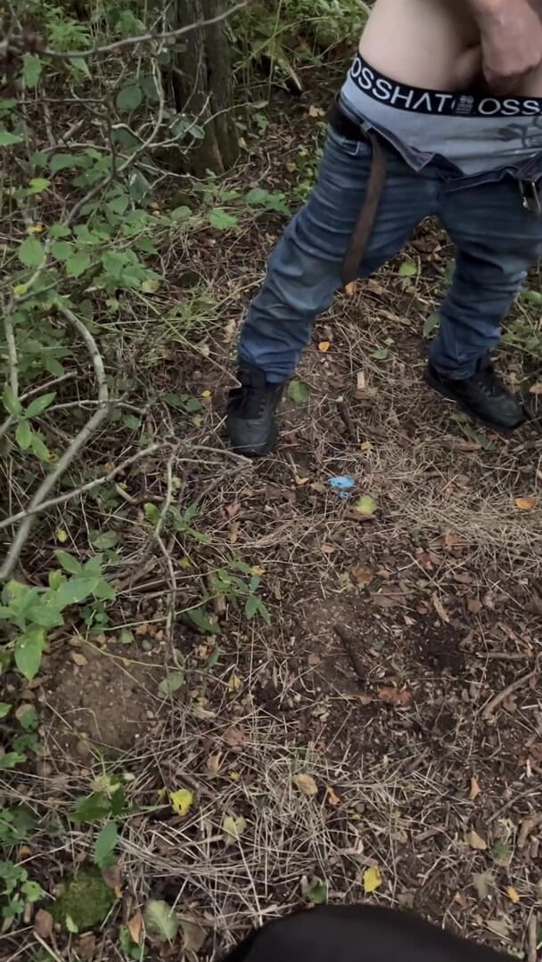 Hot dick in your ass: Ženatý chlap v parku