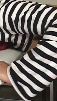 Blond milf bierze grubego kutasa głęboko w dupę