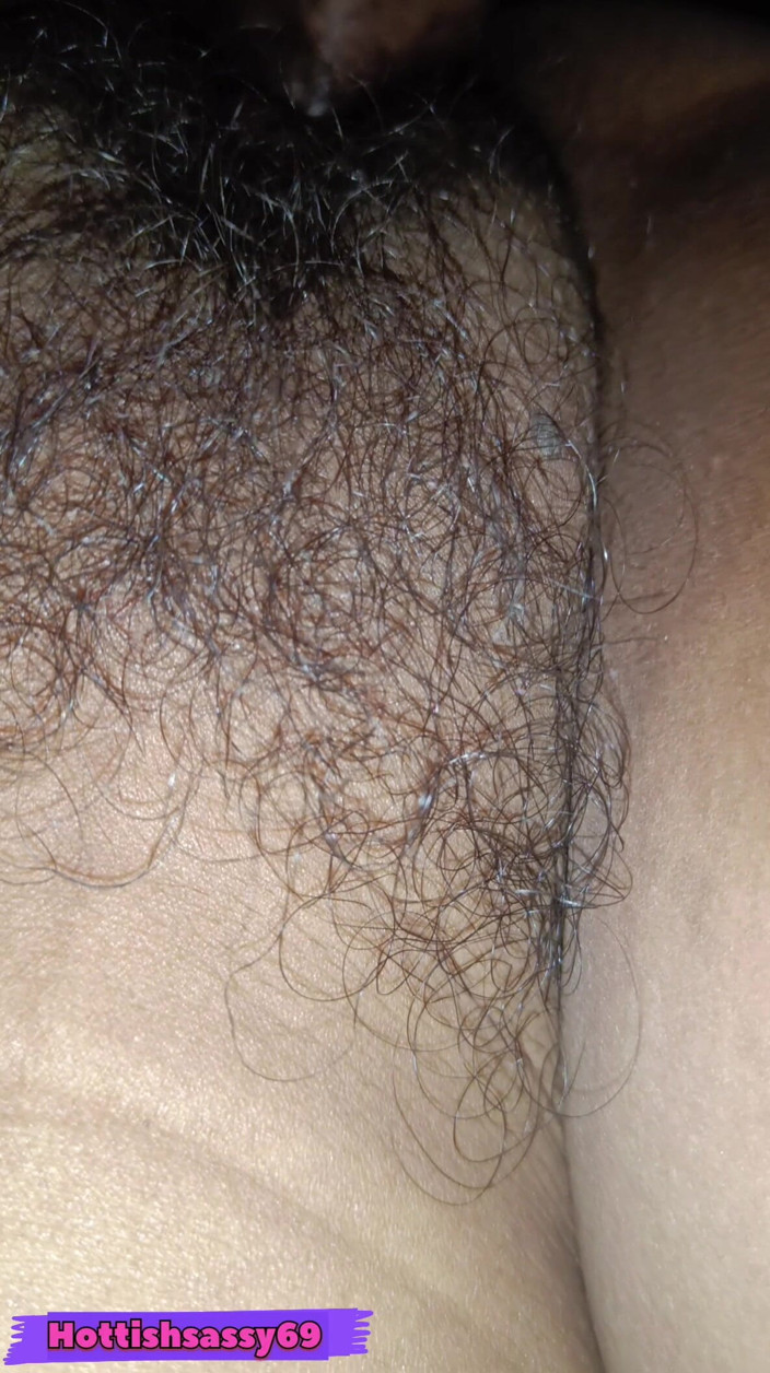 Hottishsassy69: Henjutan pepek kotor India oleh zakar besar dan lelaki mengeksploitasi...