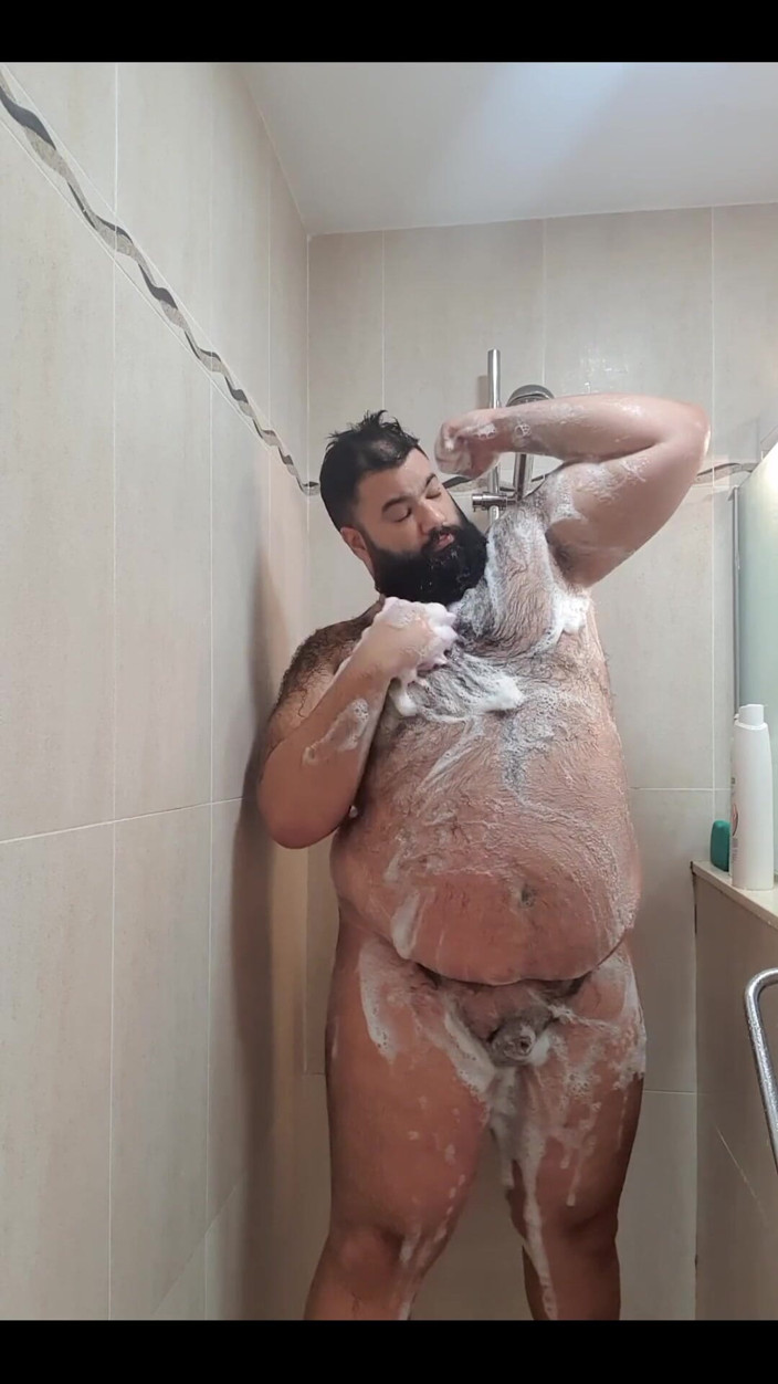 The Mencey: Prysznic niedźwiedzia